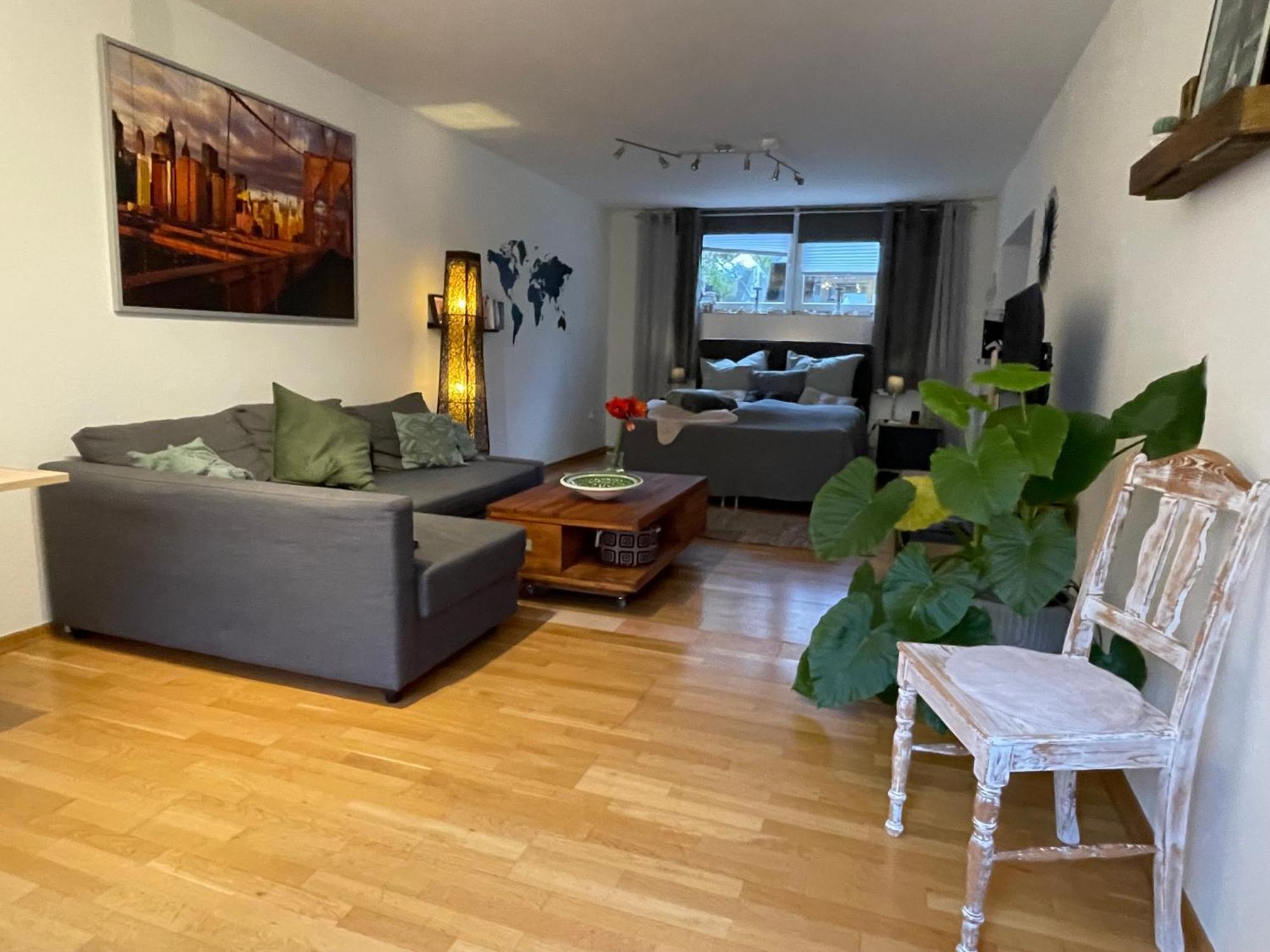 Modernes Appartement Im Gruenen - Stilvoll Und Komfortabel ケルン エクステリア 写真